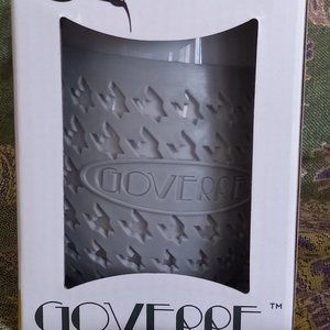 Grey - NIB-Portable wine glass protected with silicone!